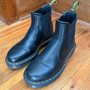 Dr. Martens 2976 Bex Smooth Leather Chelsea Boots